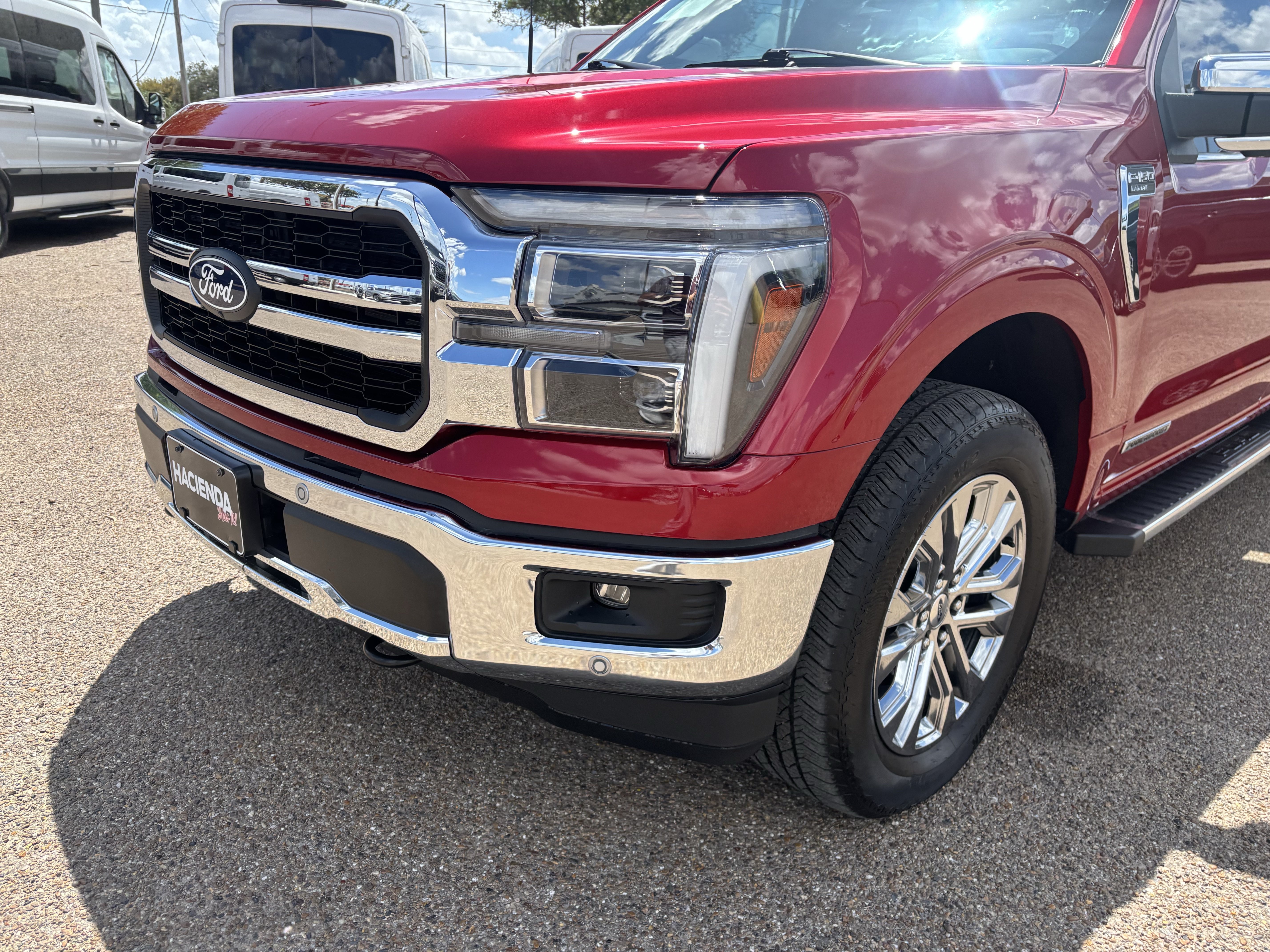 Certified 2025 Ford F150 Lariat w/ Equipment Group 501A Mid AWD/4WD image 7