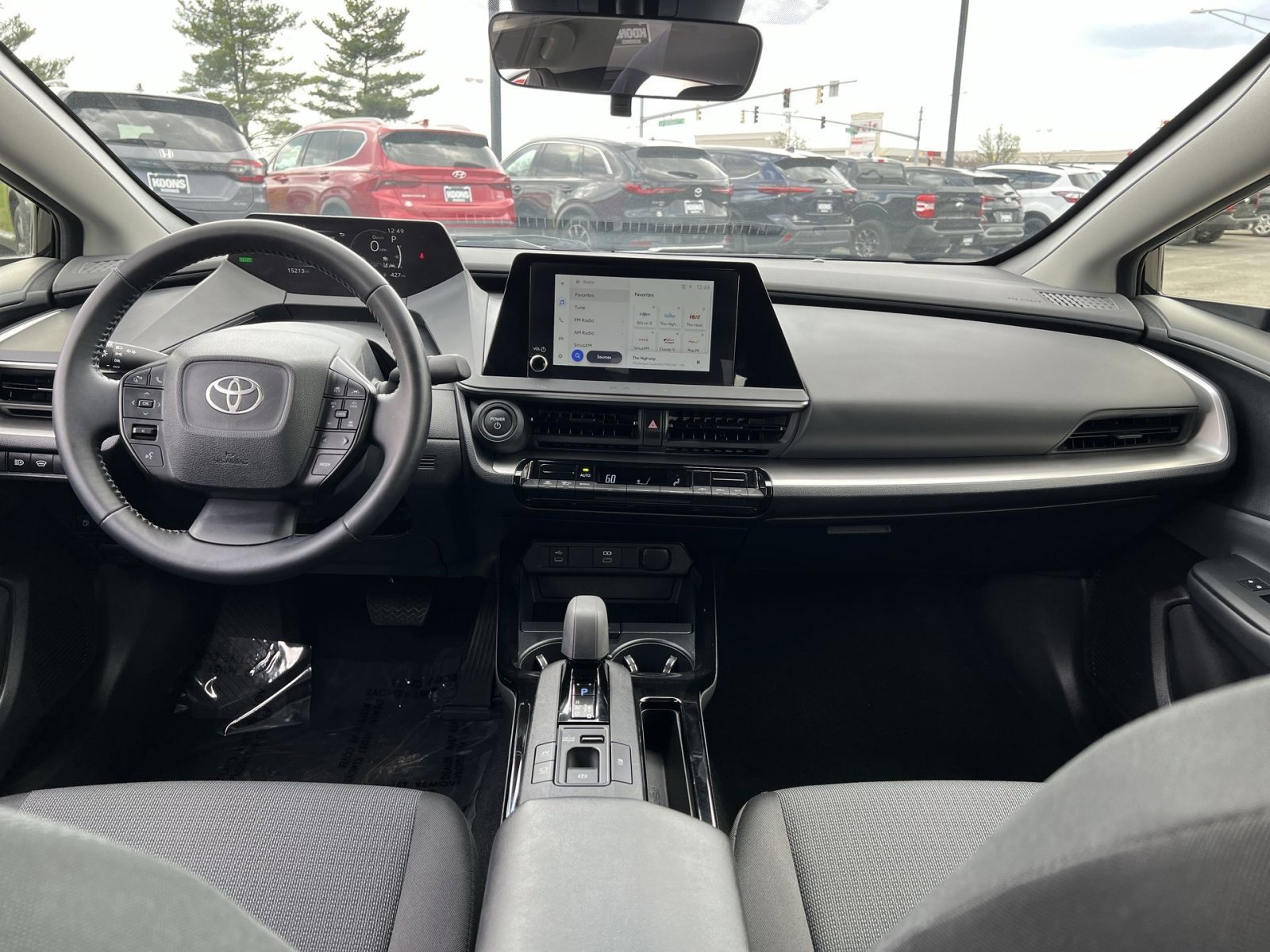 Used 2025 Toyota Prius LE image 22