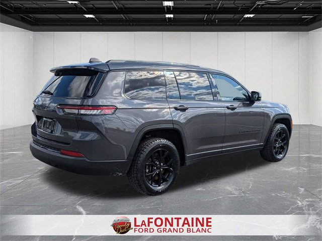 Used 2024 Jeep Grand Cherokee L Altitude image 5