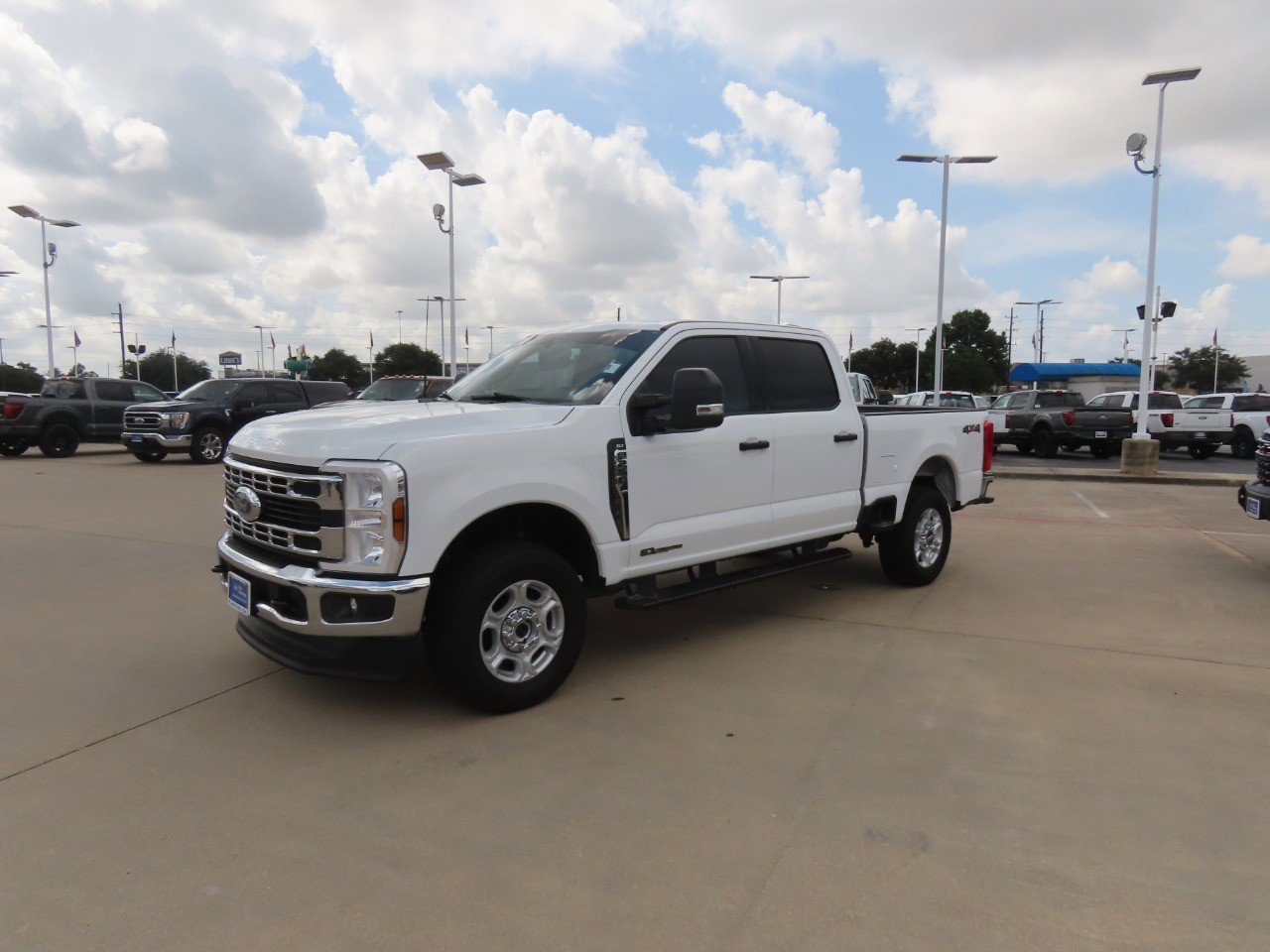 Certified 2025 Ford F250 XLT AWD/4WD image 2