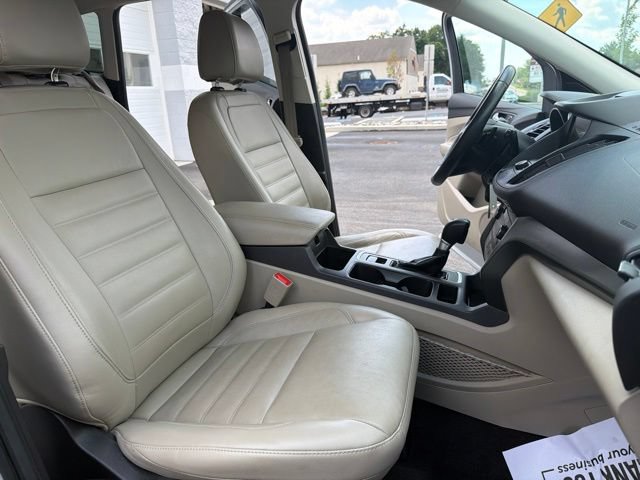 Certified 2017 Ford Escape SE w/ SE Leather Comfort Package AWD/4WD image 16