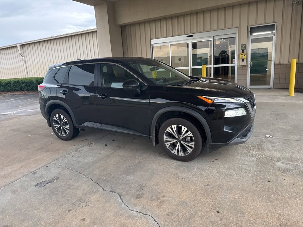Used 2022 Nissan Rogue SV FWD image 17