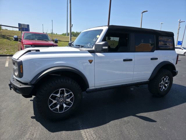 Certified 2024 Ford Bronco Badlands image 9