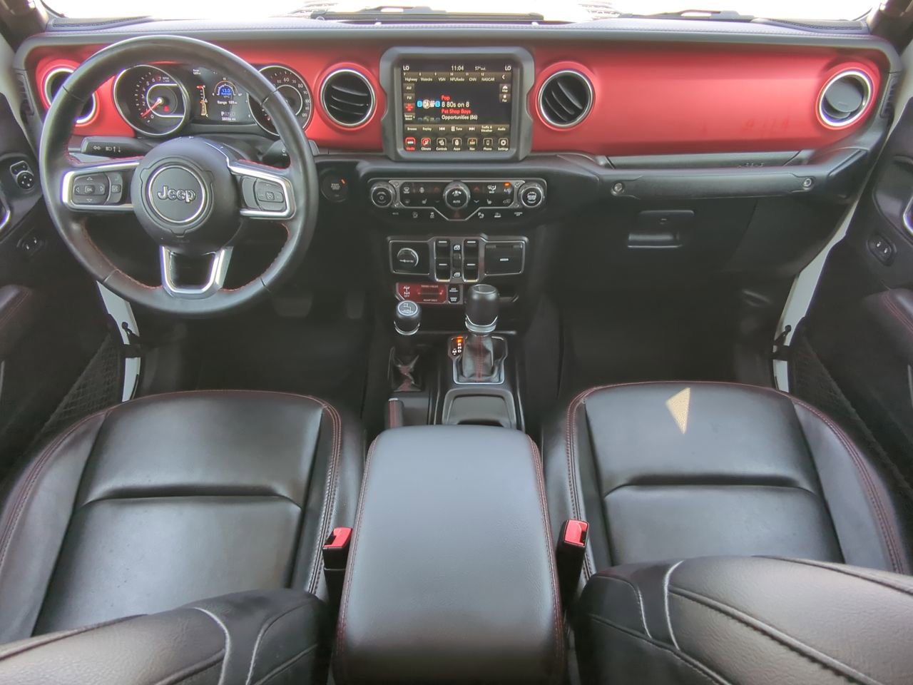 Used 2021 Jeep Gladiator Rubicon AWD/4WD image 13