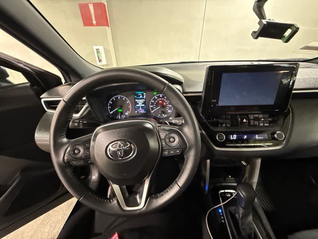 Used 2025 Toyota Corolla Cross AWD Hybrid w/ Moonroof Package image 9