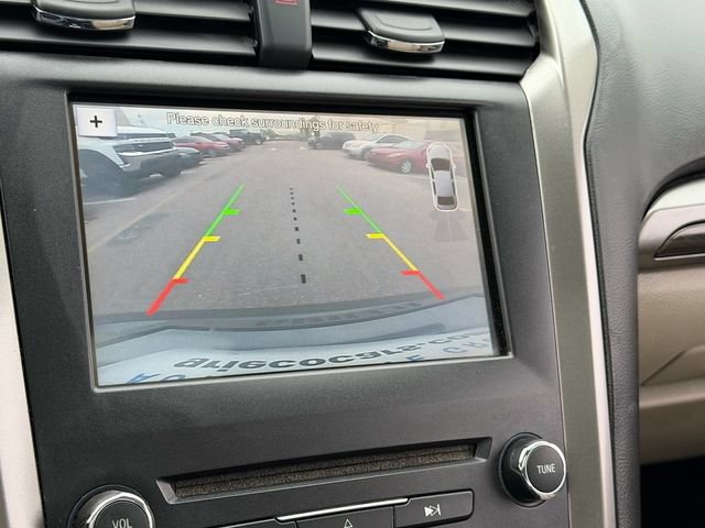 Certified 2017 Ford Fusion SE w/ Fusion SE Technology Package FWD image 21