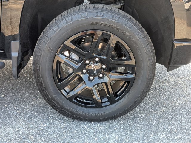 Used 2023 Chevrolet Silverado 1500 LT Trail Boss AWD/4WD image 11