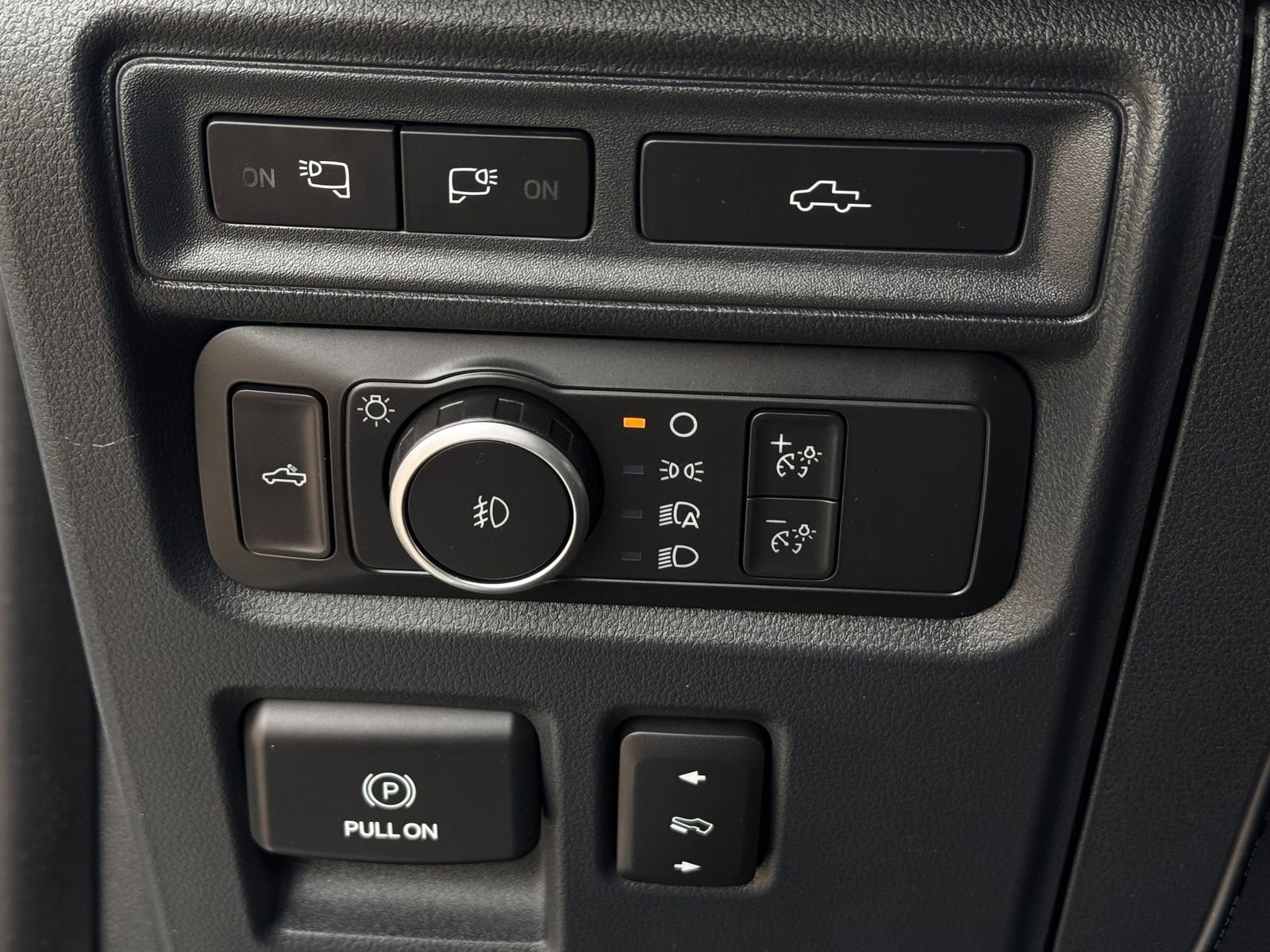 Certified 2022 Ford F150 Platinum w/ Equipment Group 701A High image 23