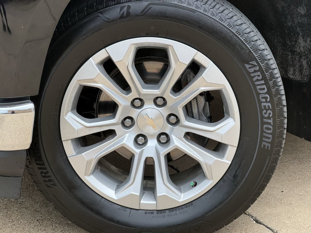 Used 2019 Chevrolet Silverado 1500 LTZ w/ LTZ Plus Package AWD/4WD image 8