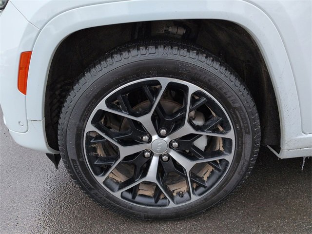 Used 2024 Jeep Grand Cherokee Summit image 22
