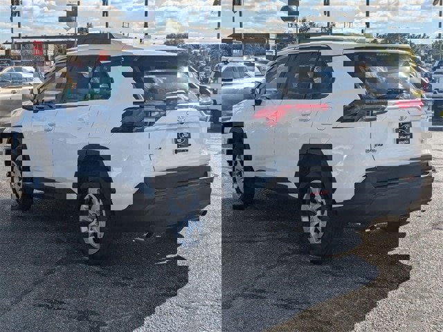 Used 2024 Toyota RAV4 LE image 3