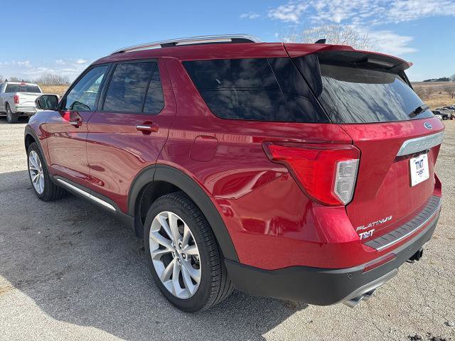 Certified 2024 Ford Explorer Platinum w/ Technology Package image 3
