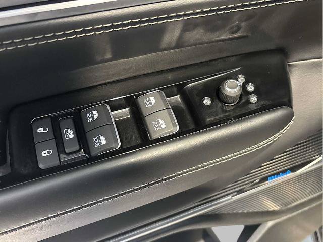 Used 2022 Jeep Grand Wagoneer Series I AWD/4WD image 23