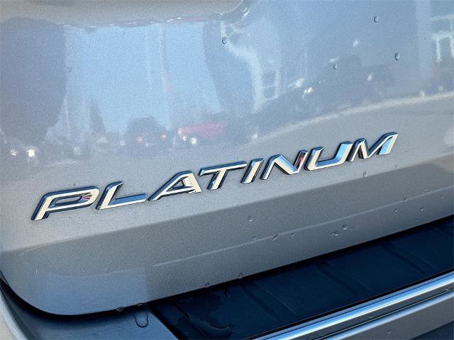 Certified 2022 Ford Explorer Platinum w/ Equipment Group 601A image 22