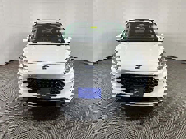 Certified 2022 Ford Escape Titanium image 6