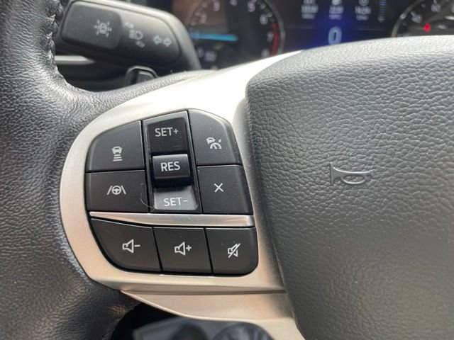 Certified 2021 Ford Explorer XLT w/ Equipment Group 202A AWD/4WD image 19