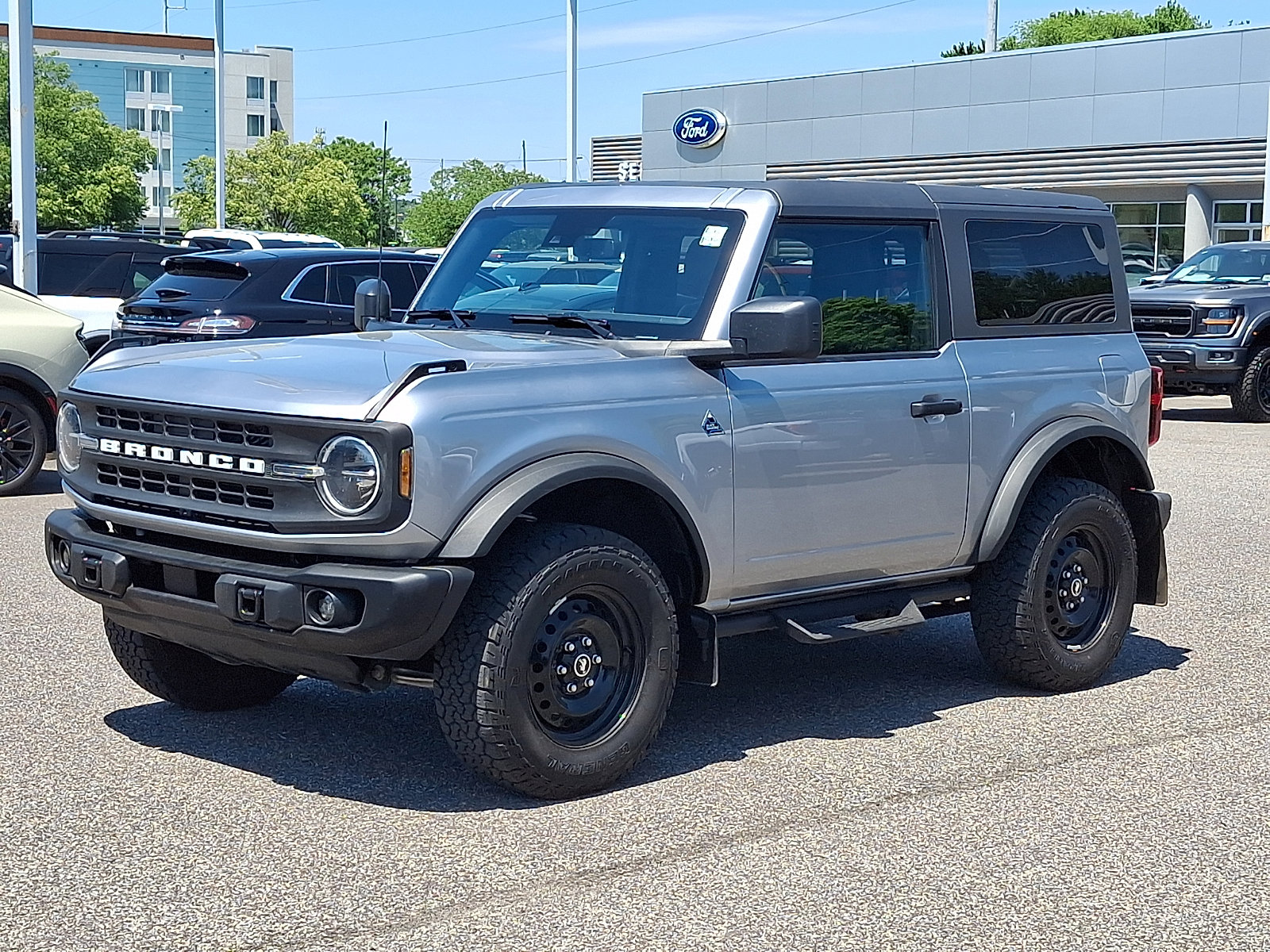Certified 2023 Ford Bronco Black Diamond AWD/4WD image 5