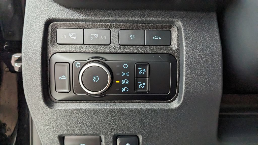 Certified 2024 Ford F250 Platinum AWD/4WD image 21