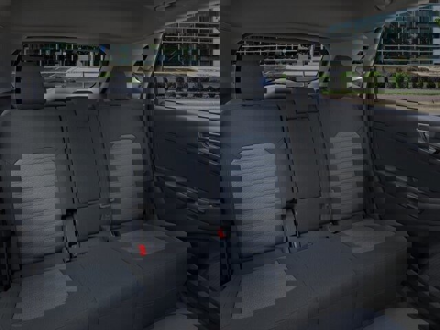 Certified 2024 Ford Edge SE image 11