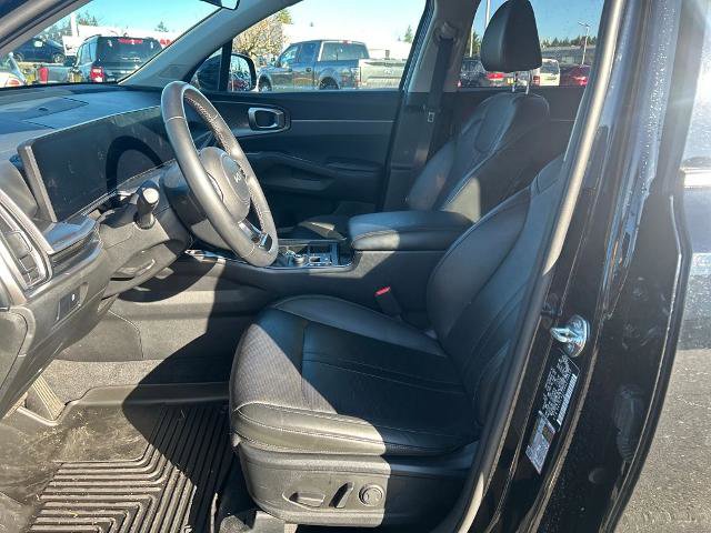 Used 2024 Kia Sorento S image 5