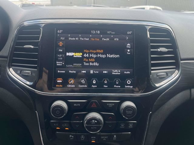 Used 2022 Jeep Grand Cherokee Laredo X RWD image 28
