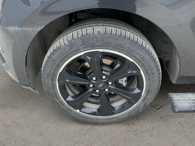 Certified 2024 Ford Expedition Max Limited AWD/4WD image 10