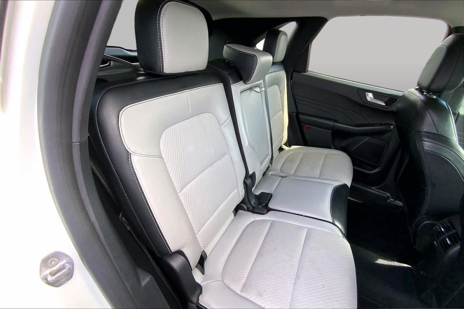 Certified 2023 Ford Escape SE FWD image 19