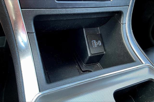 Certified 2024 Ford Edge Titanium w/ Class II Trailer Tow Package image 37