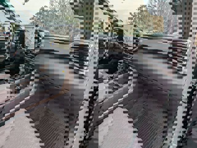 Used 2025 Toyota Tundra Limited image 40