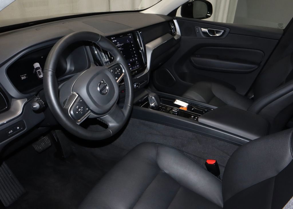 Used 2024 Volvo XC60 T8 Core AWD/4WD image 24