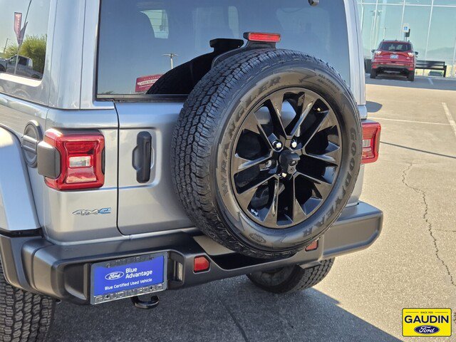 Used 2021 Jeep Wrangler Unlimited Sahara AWD/4WD image 6