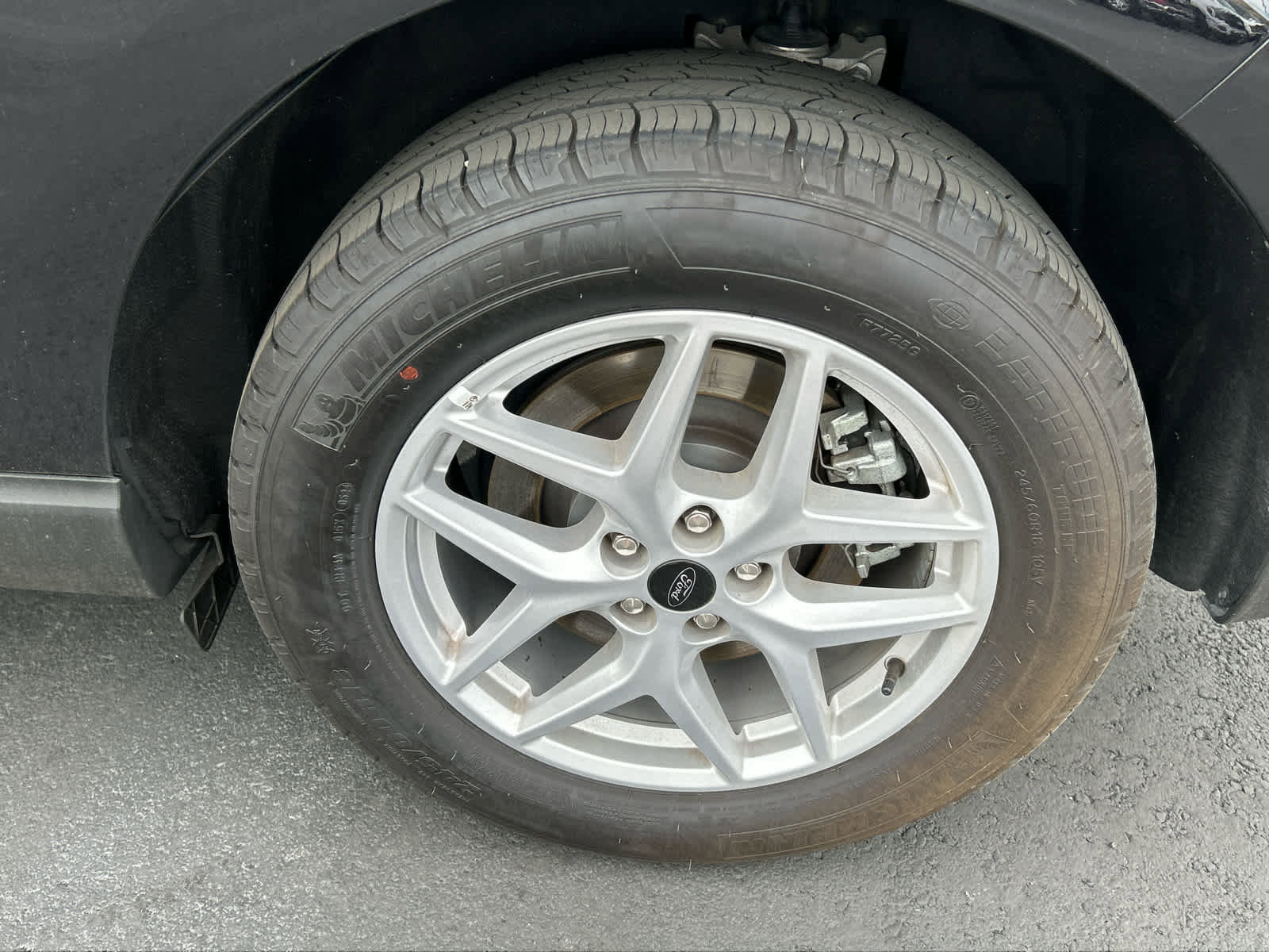 Certified 2024 Ford Edge SEL image 18