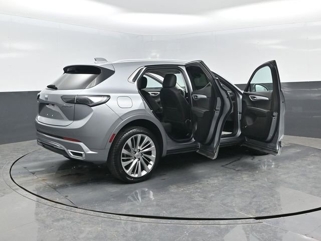 Used 2024 Buick Envision Avenir AWD/4WD image 29