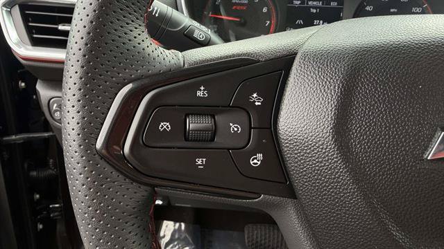 Used 2023 Chevrolet TrailBlazer RS w/ Convenience Package AWD/4WD image 12