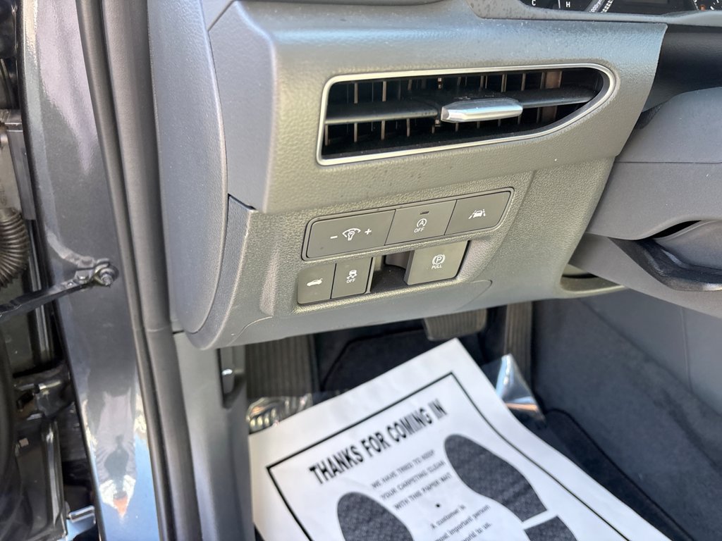 Used 2023 Hyundai Sonata SE w/ Cargo Package FWD image 27