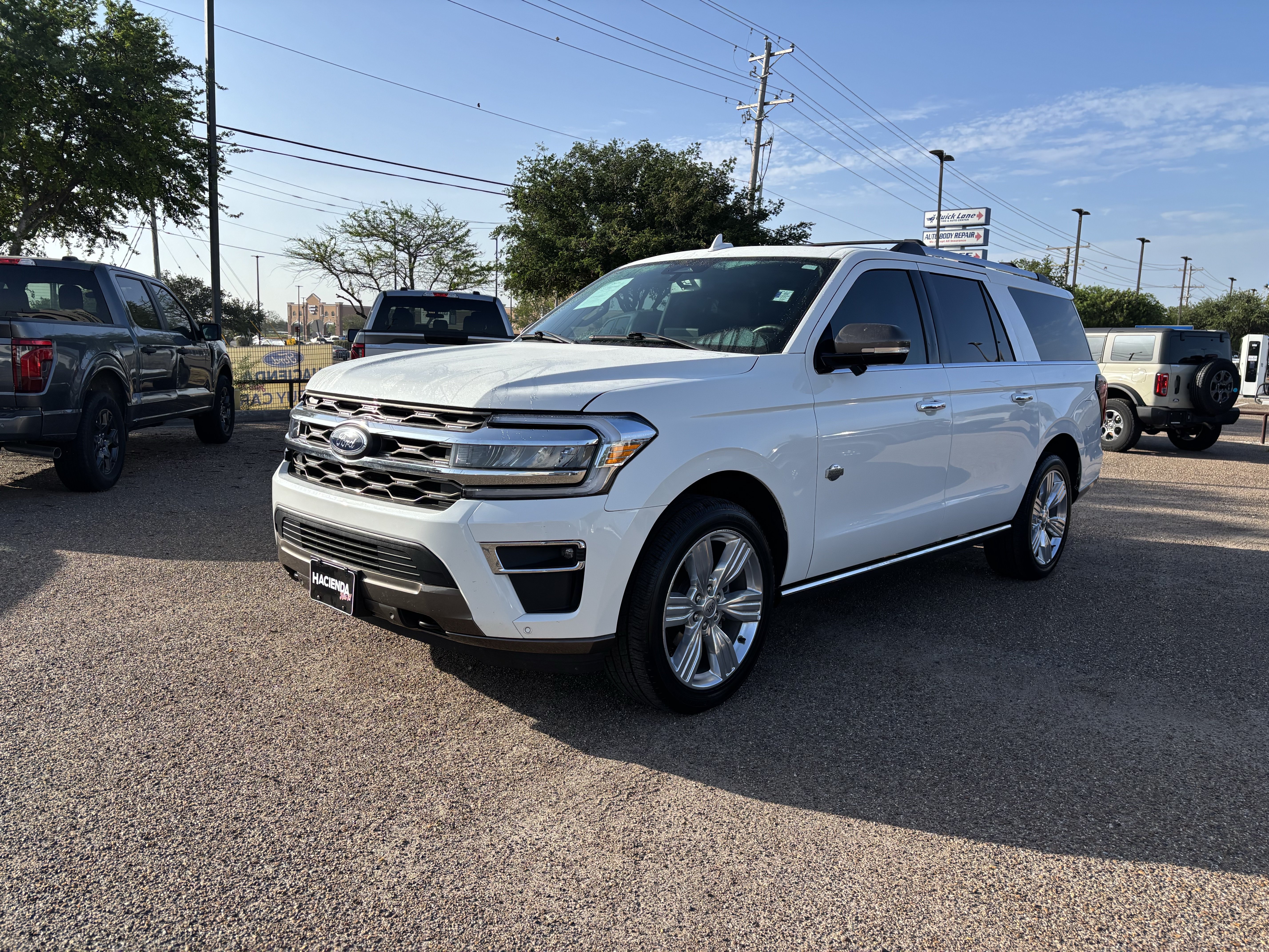 Certified 2024 Ford Expedition Max King Ranch AWD/4WD image 2