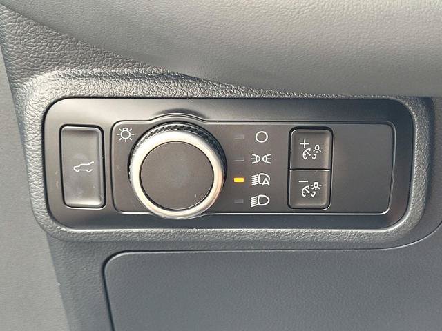 Certified 2025 Ford Explorer Active RWD image 16