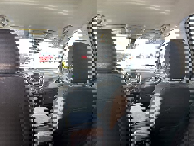 Used 2024 Chevrolet Equinox LT image 31