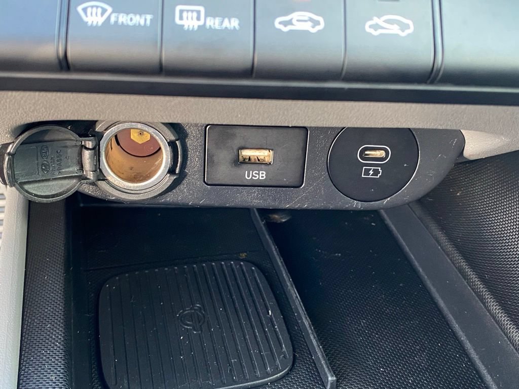 Used 2026 Hyundai Elantra Sport FWD image 19