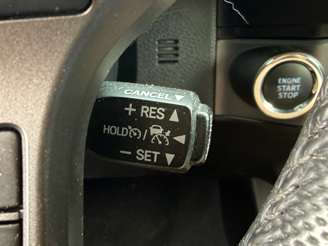 Used 2021 Toyota Tacoma TRD Off-Road AWD/4WD image 18