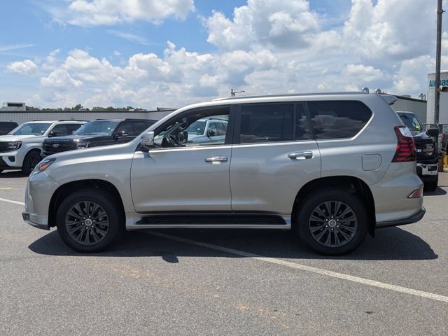 Used 2022 Lexus GX 460 Premium w/ Accessory Package AWD/4WD image 6