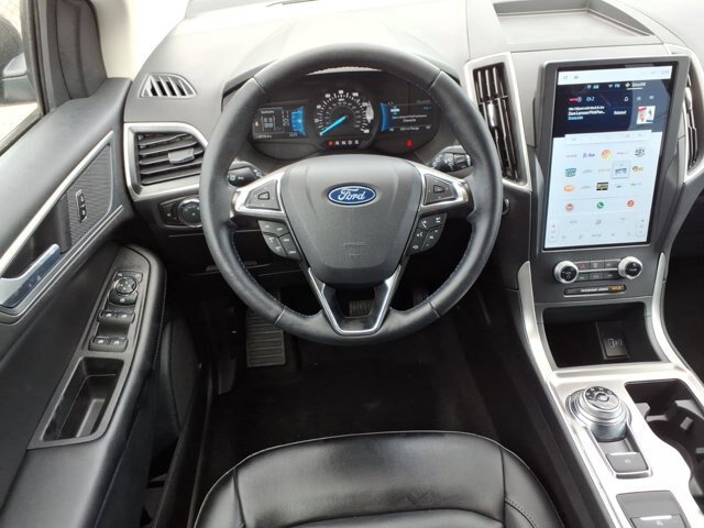 Certified 2024 Ford Edge SEL w/ Convenience Package AWD/4WD image 6