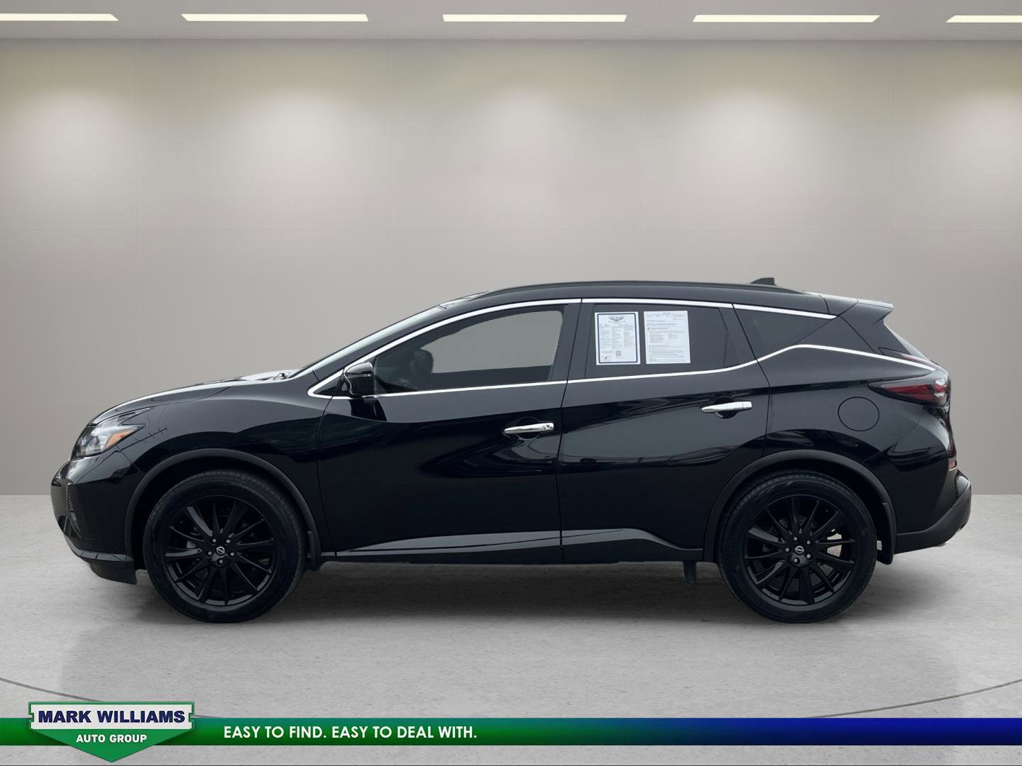 Used 2023 Nissan Murano SV w/ SV Midnight Edition Package image 6