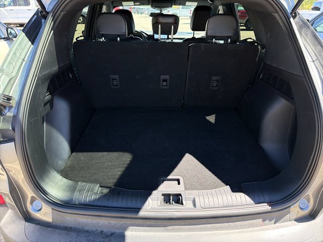 Certified 2025 Ford Escape ST-Line AWD/4WD image 17