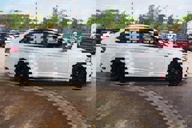 Used 2023 Volkswagen Jetta GLI Autobahn w/ GLI Black Package image 8