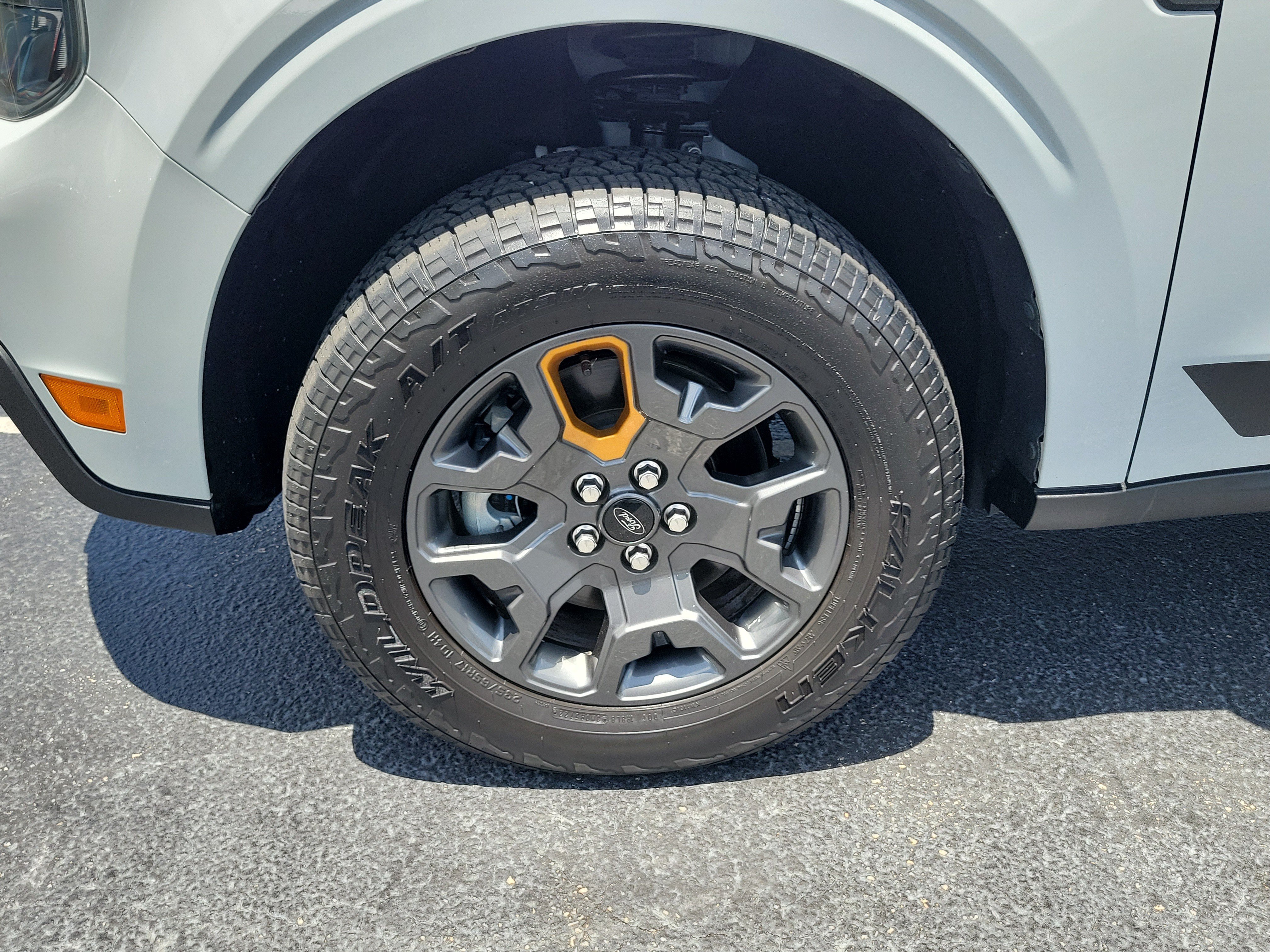 Certified 2023 Ford Maverick Tremor w/ Tremor Off-Road Package AWD/4WD image 5