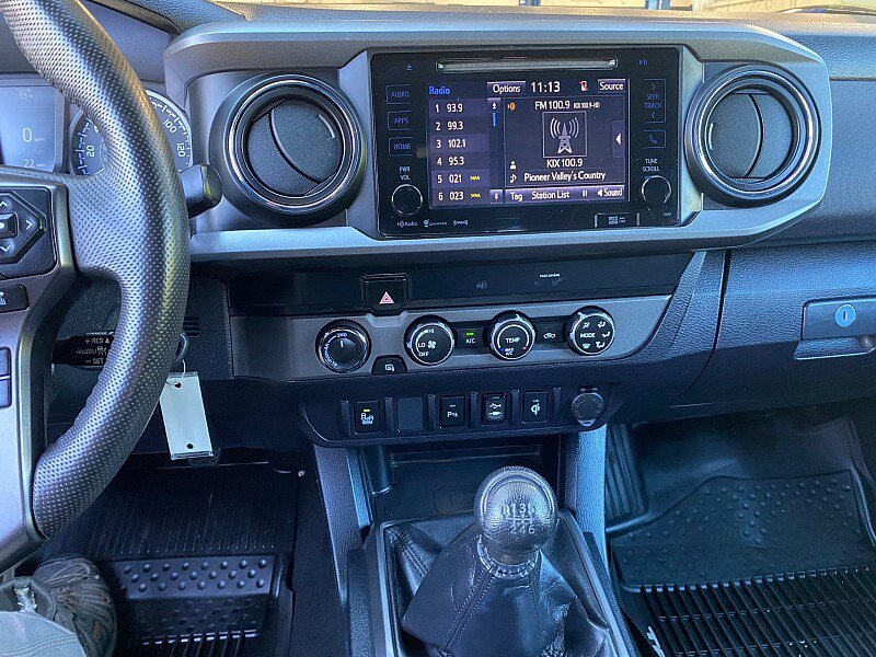 Used 2019 Toyota Tacoma TRD Sport w/ Technology Package AWD/4WD image 23