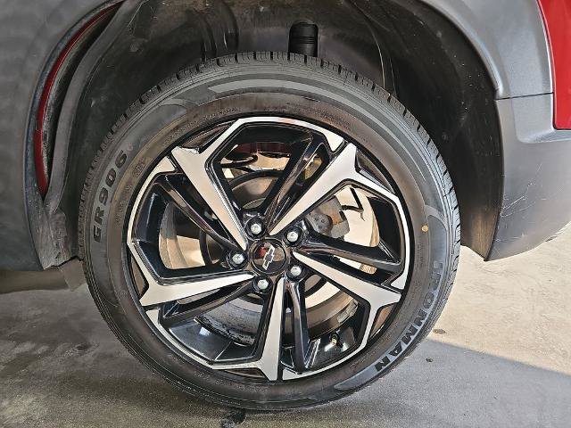 Used 2023 Chevrolet TrailBlazer RS FWD image 30