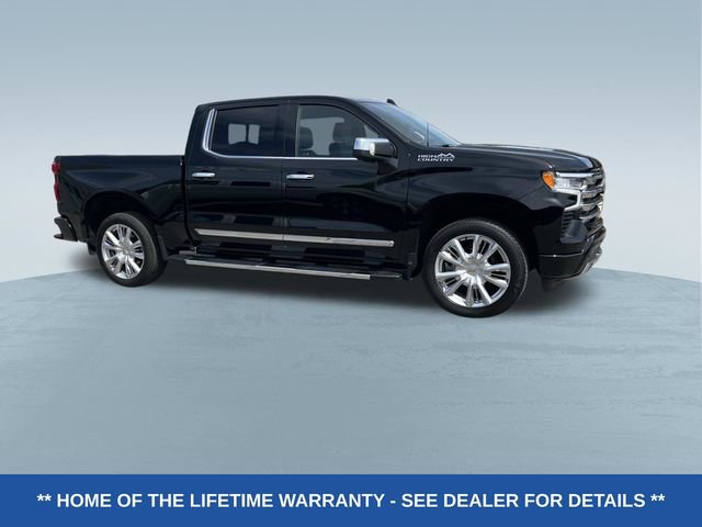 Used 2024 Chevrolet Silverado 1500 High Country w/ High Country Premium Package AWD/4WD image 2