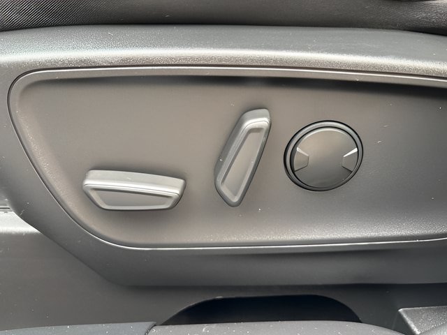 Certified 2023 Ford Escape Active AWD/4WD image 14
